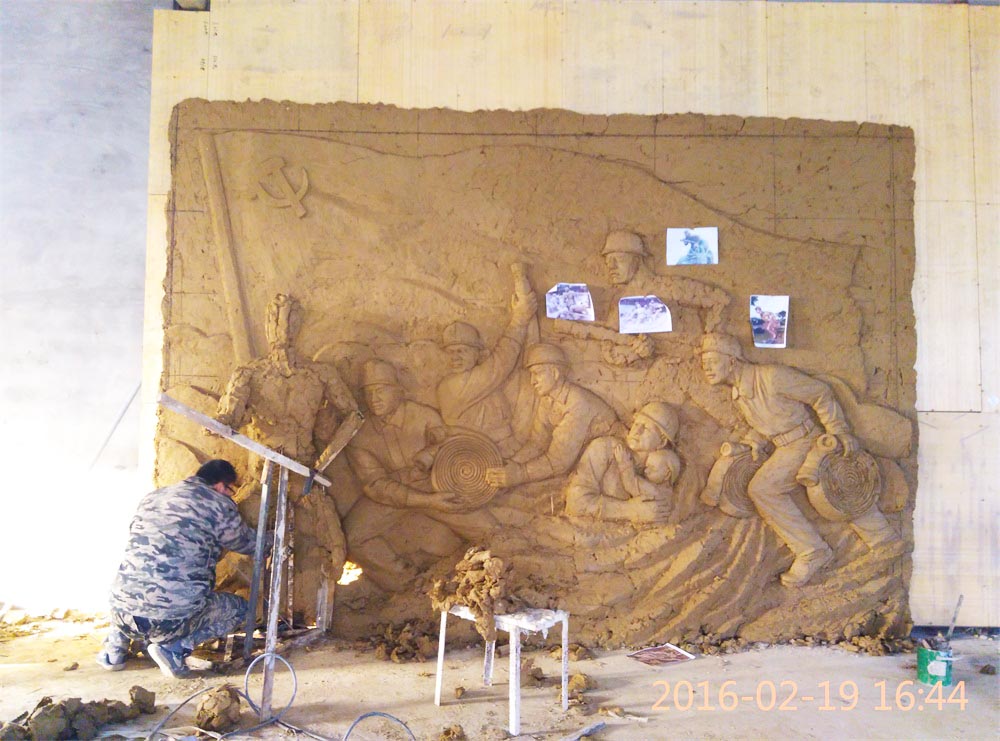 工程公告：消防題材玻璃鋼浮雕泥塑即將完工。