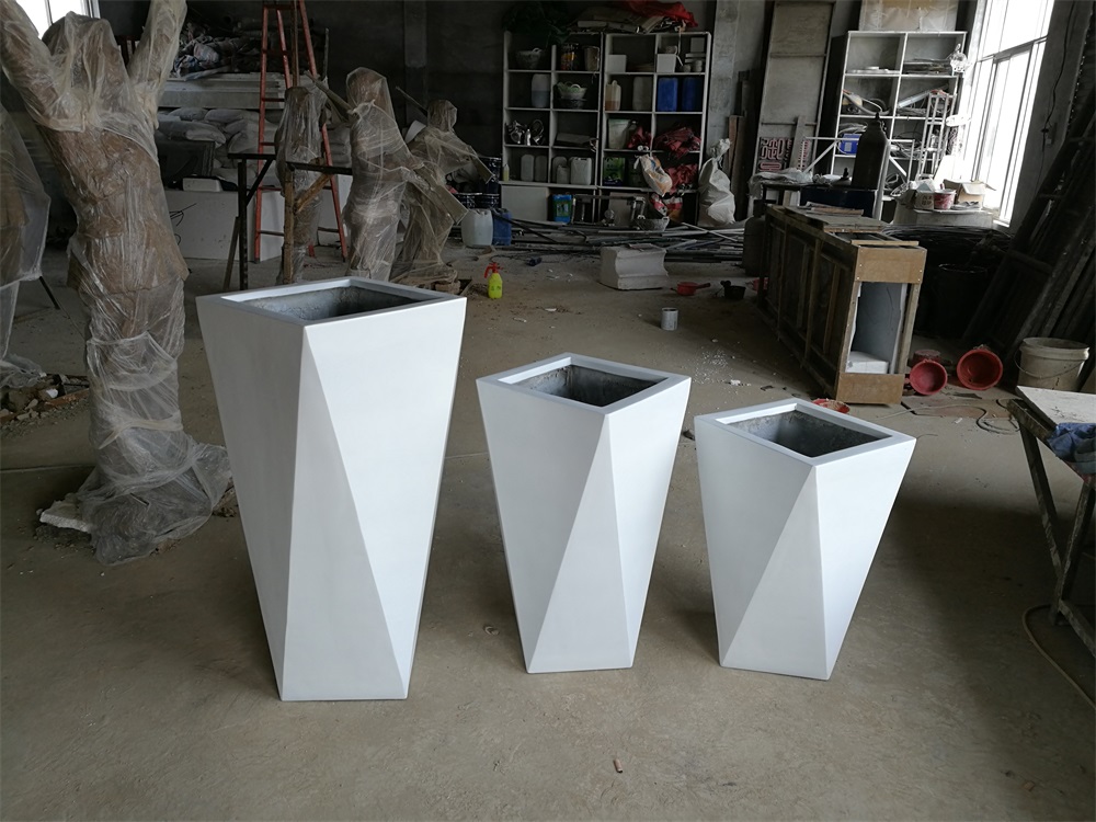 景觀玻璃鋼花盆雕塑研發(fā)完畢（組圖），歡迎訂購(gòu)！