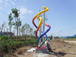 hj1738 不銹鋼雕塑-針線之魅_青島國際服裝城不銹鋼雕塑、石雕、玻璃鋼雕塑_濱州宏景雕塑有限公司