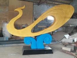 碧桂園孔雀雕塑完工_濱州宏景雕塑有限公司